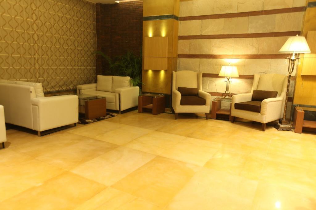 Modi Hotel & Resorts Pinjaur ภายนอก รูปภาพ