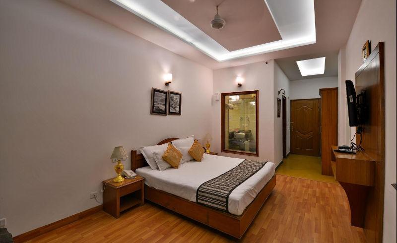 Modi Hotel & Resorts Pinjaur ภายนอก รูปภาพ